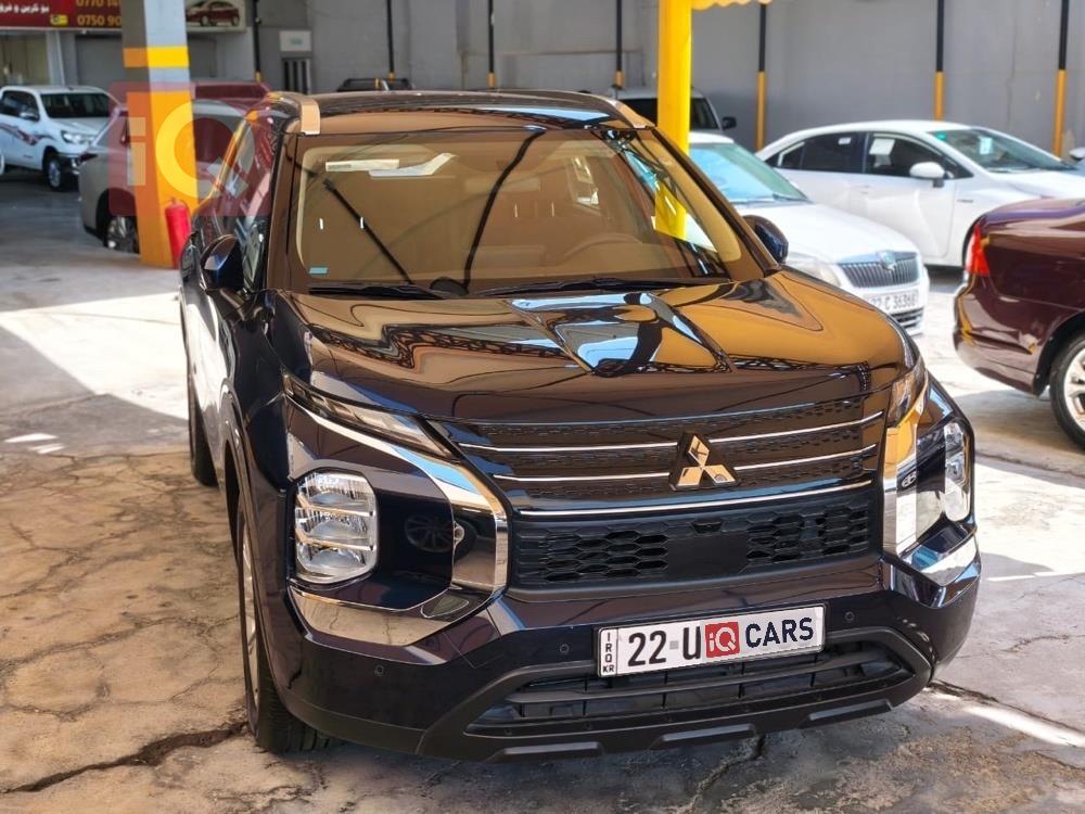 ميتسوبيشي اوتلاندر